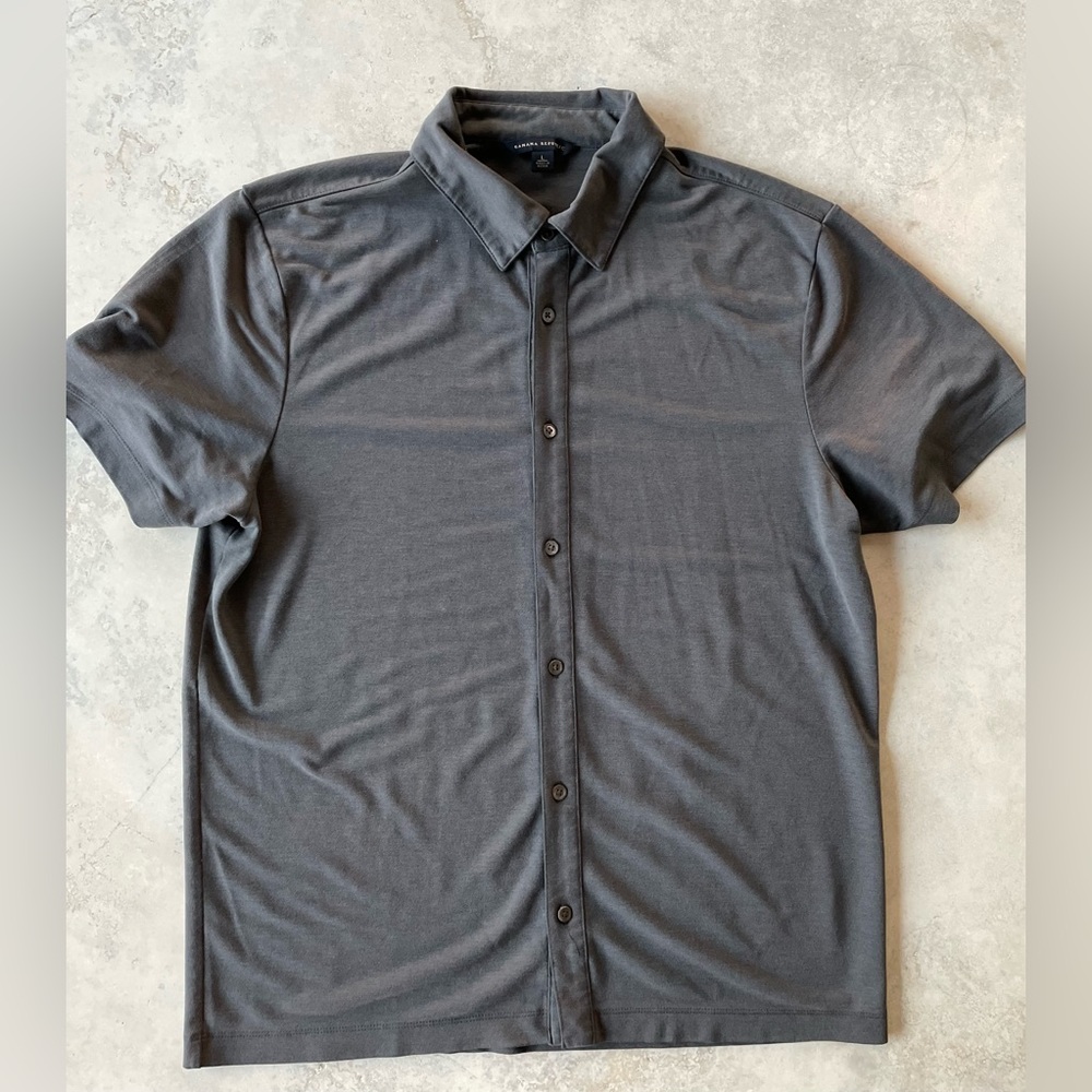 Banana Republic Casual Charcoal Short-Sleeve Shirt
